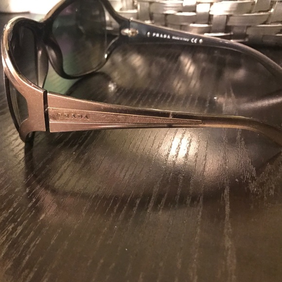 Prada Oversized Sunglasses Titanium Purple - Picture 2 of 3
